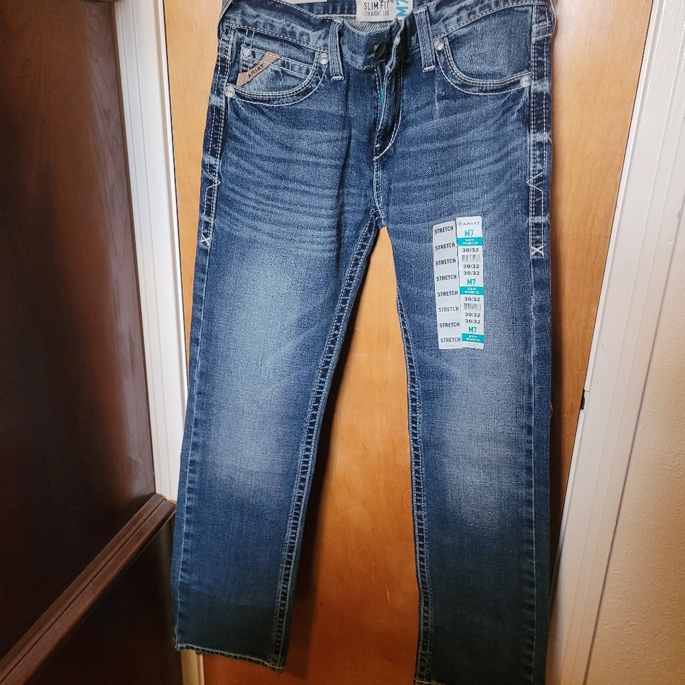 Ariat M7 Slim Fit, Straight Leg